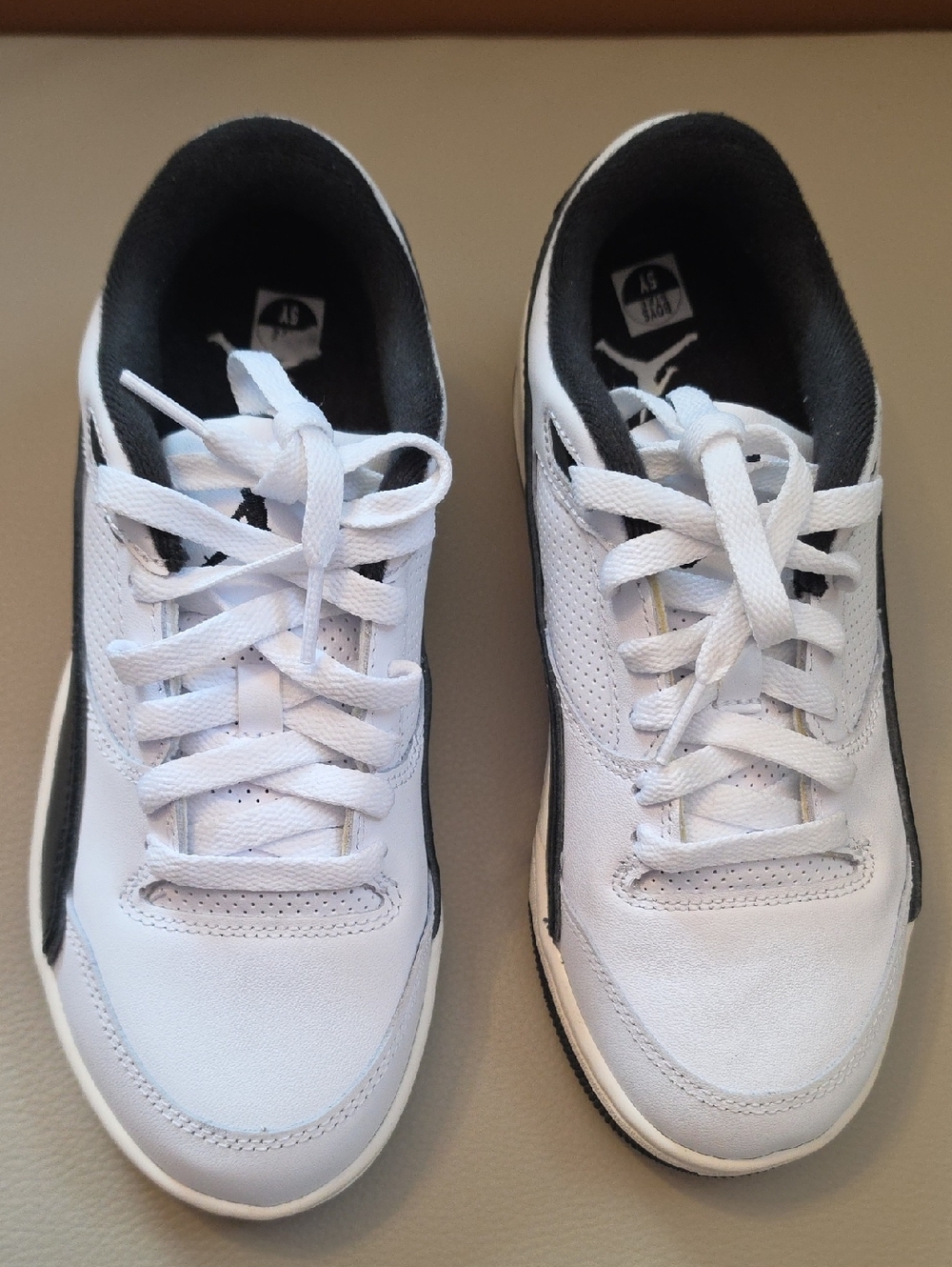 Jordan Flight Court Boys in the "White/Black" colorway, 5Y, NWOB